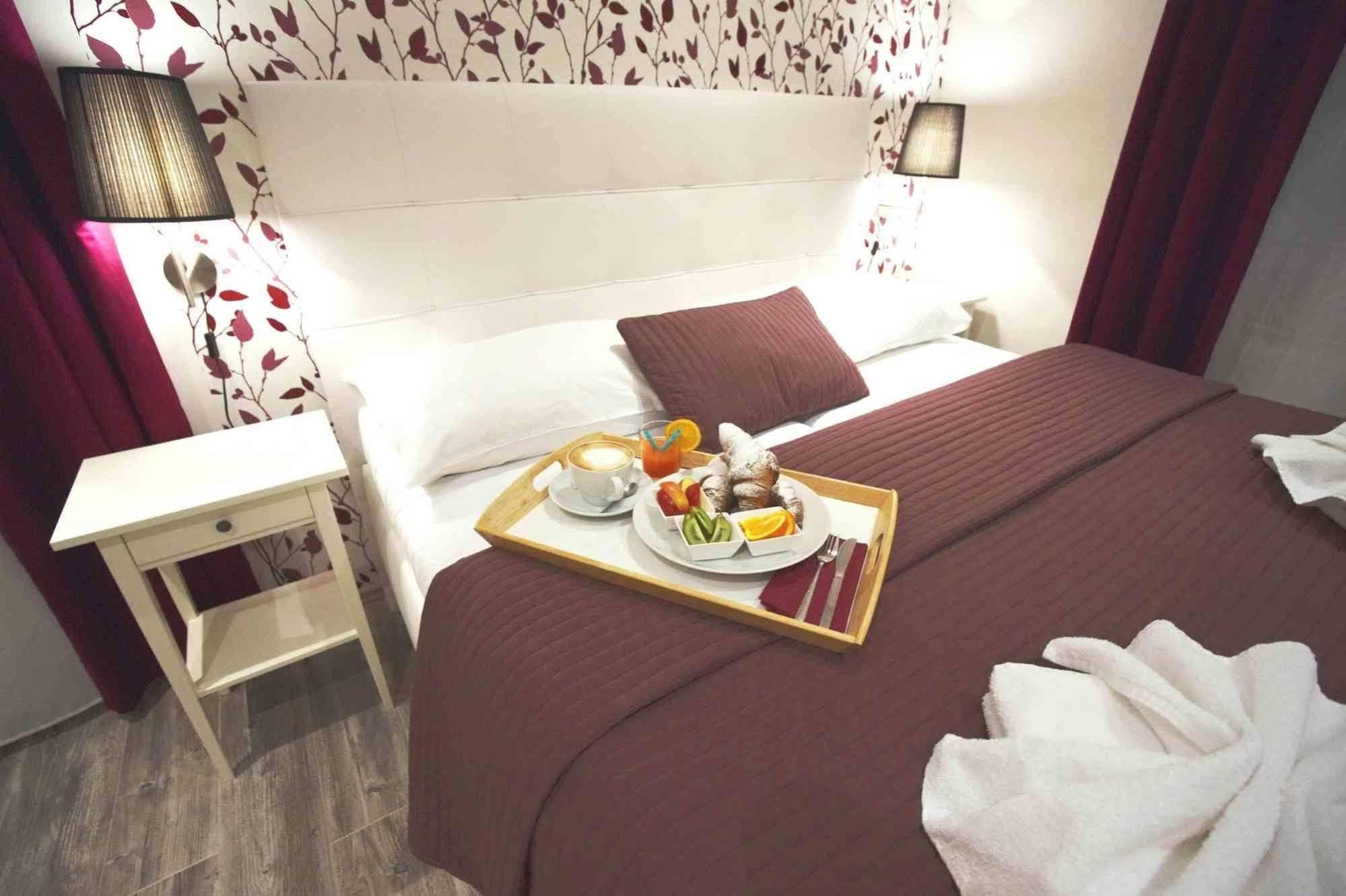 Hotel Nabucco Prague Exterior photo