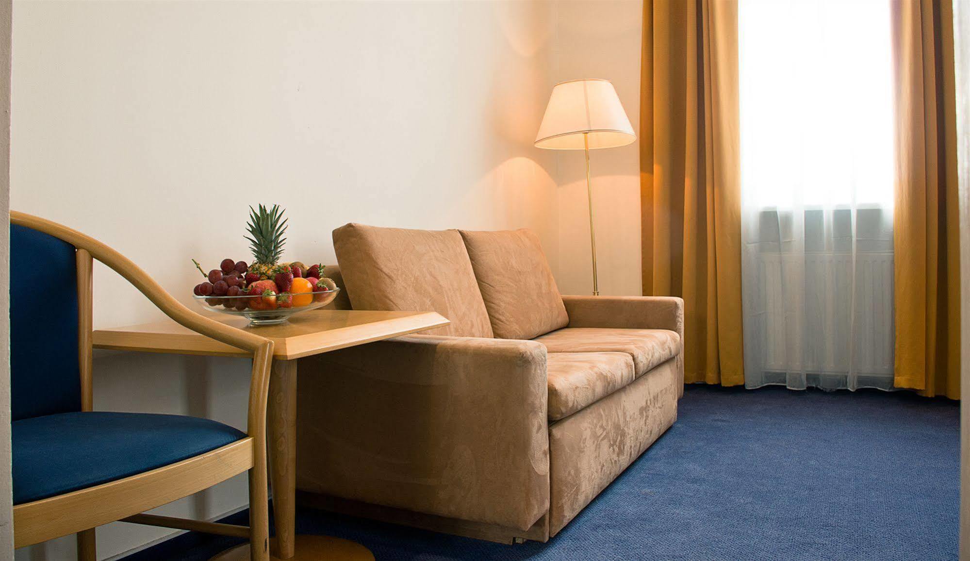Hotel Nabucco Prague Exterior photo
